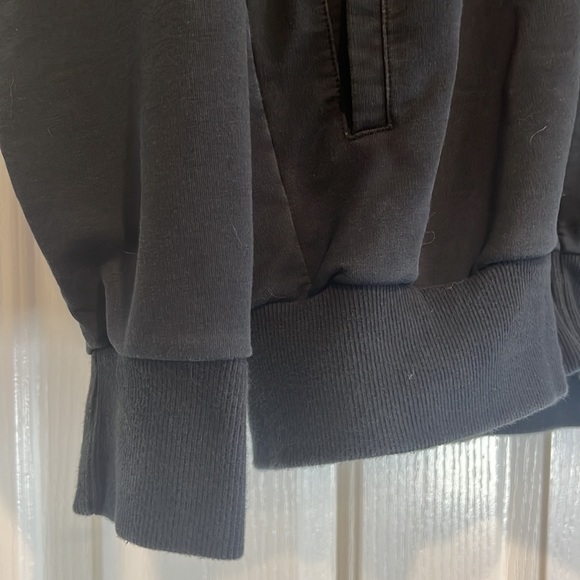 Puma Full Zippered Hoodie - Small Black - Picture 6 of 10